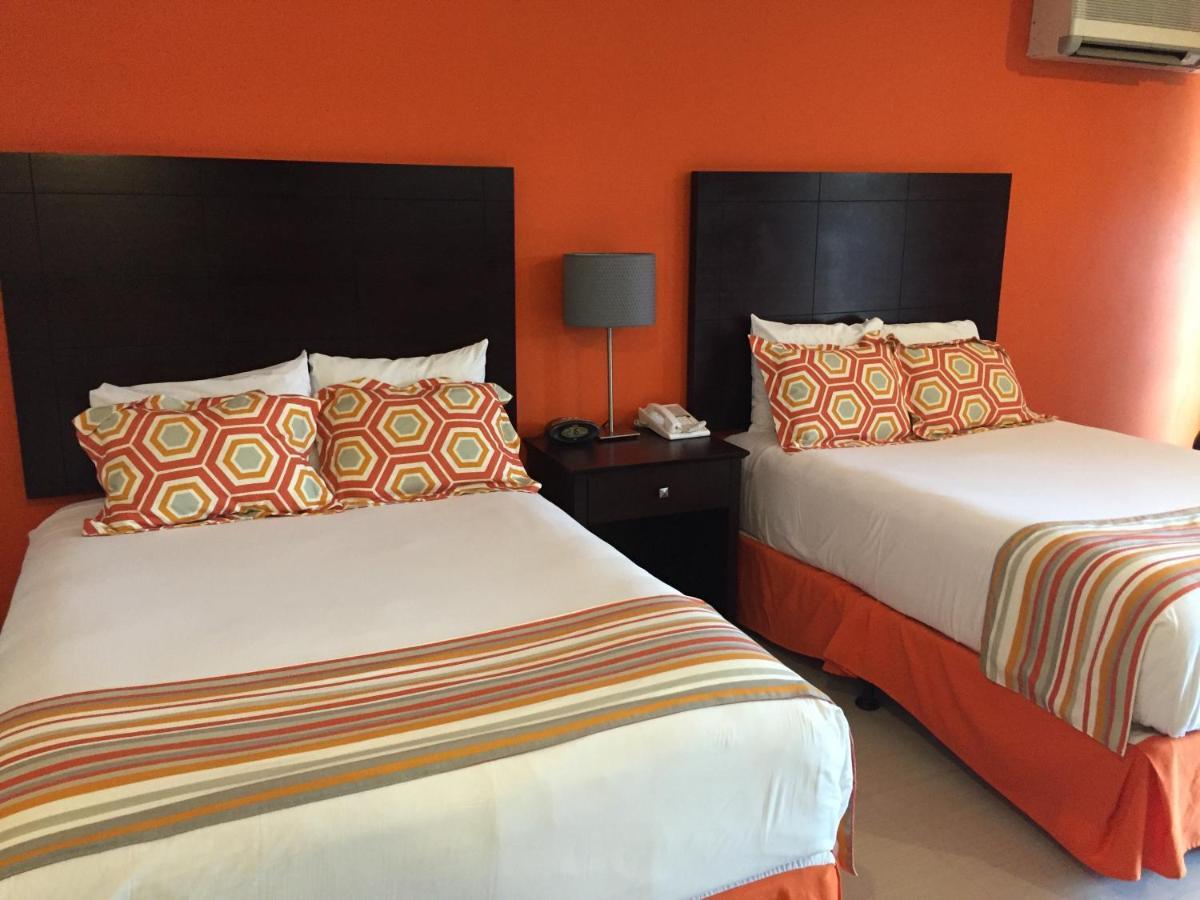 Talk Of The Town Beach Hotel & Beach Club By Gh Hoteles Oranjestad Esterno foto