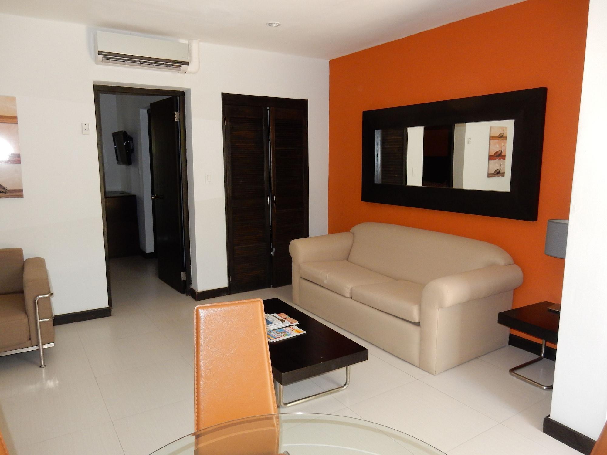 Talk Of The Town Beach Hotel & Beach Club By Gh Hoteles Oranjestad Esterno foto