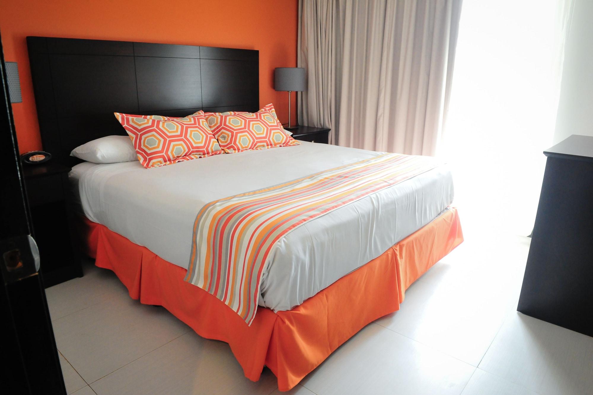 Talk Of The Town Beach Hotel & Beach Club By Gh Hoteles Oranjestad Esterno foto