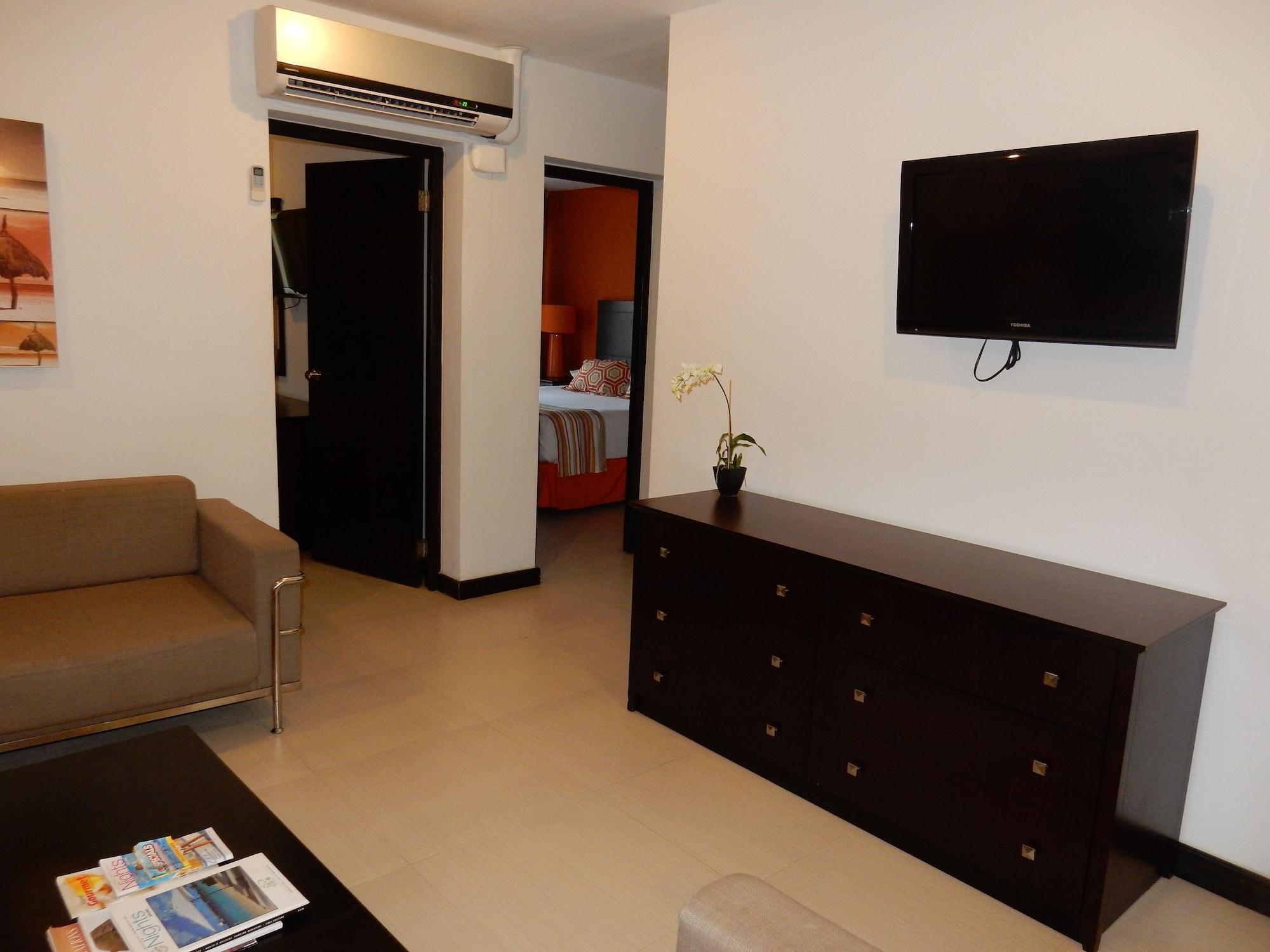 Talk Of The Town Beach Hotel & Beach Club By Gh Hoteles Oranjestad Esterno foto