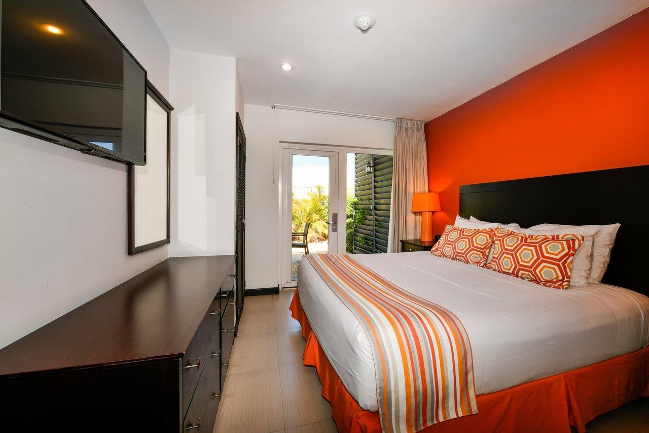 Talk Of The Town Beach Hotel & Beach Club By Gh Hoteles Oranjestad Esterno foto