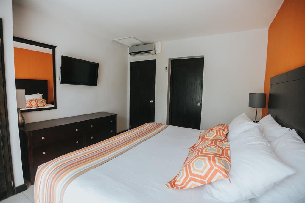 Talk Of The Town Beach Hotel & Beach Club By Gh Hoteles Oranjestad Esterno foto
